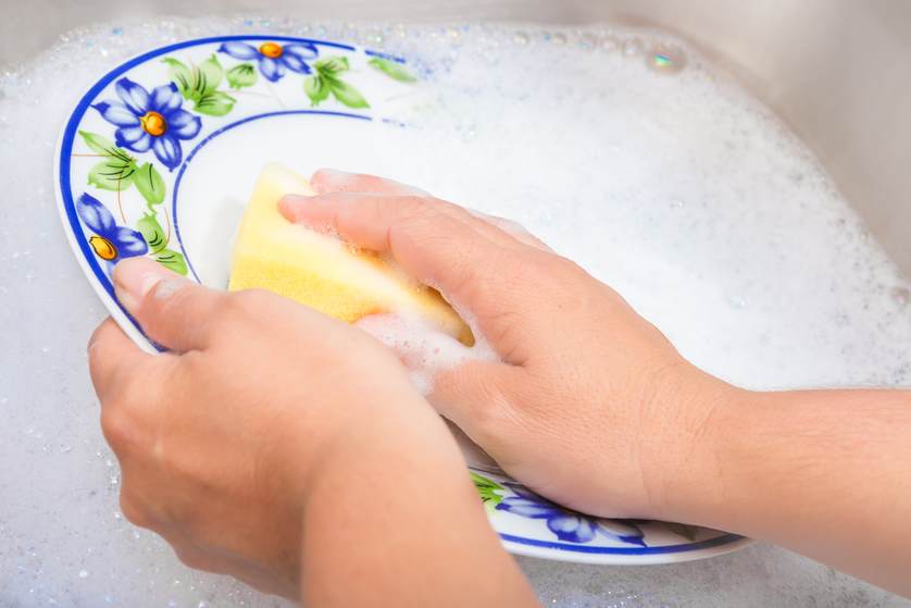 mindful dishwashing
